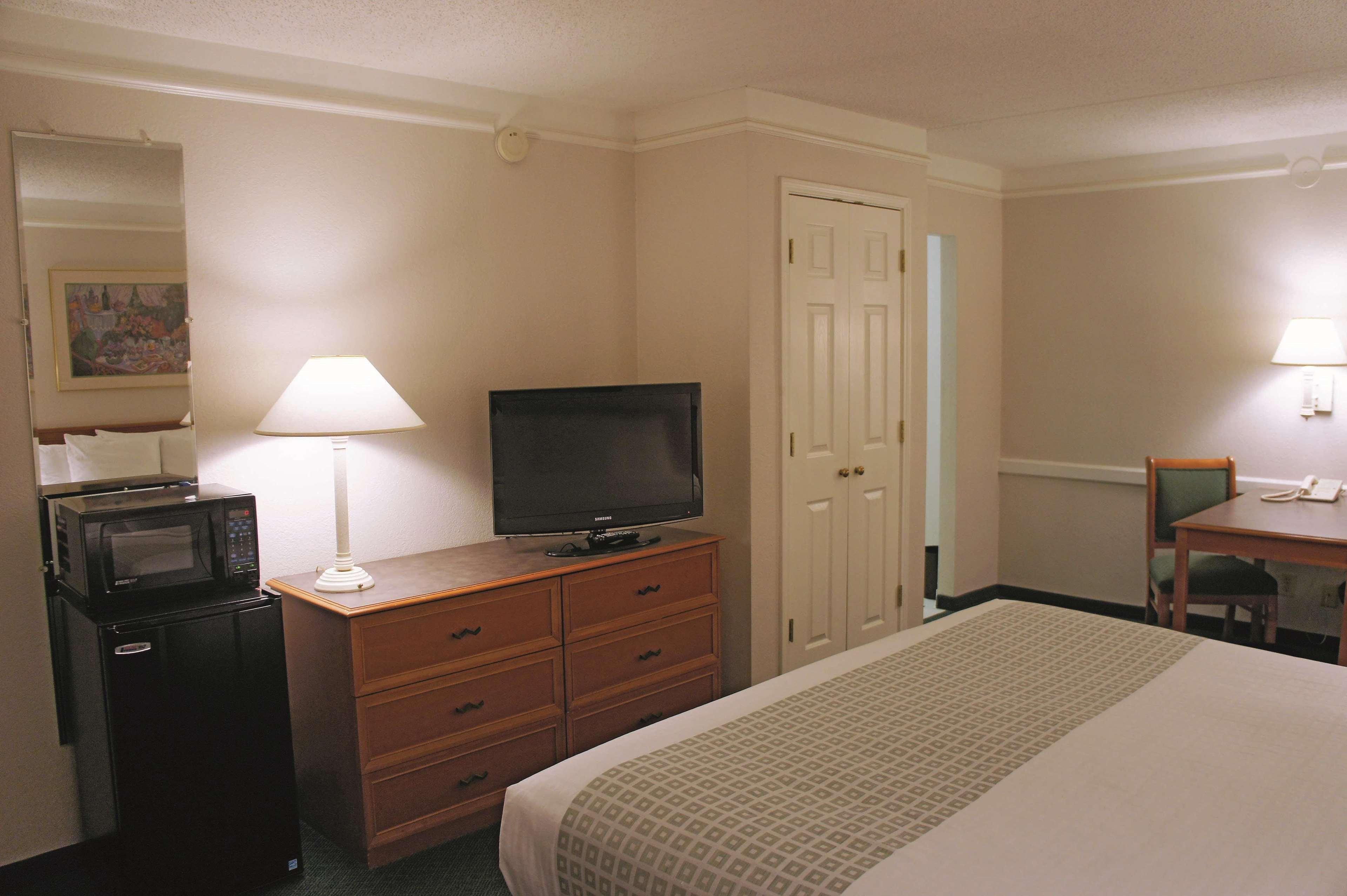 La Quinta Inn By Wyndham Farmington Eksteriør billede