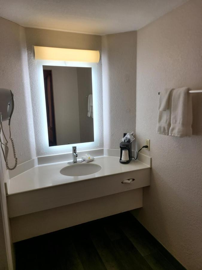 La Quinta Inn By Wyndham Farmington Eksteriør billede