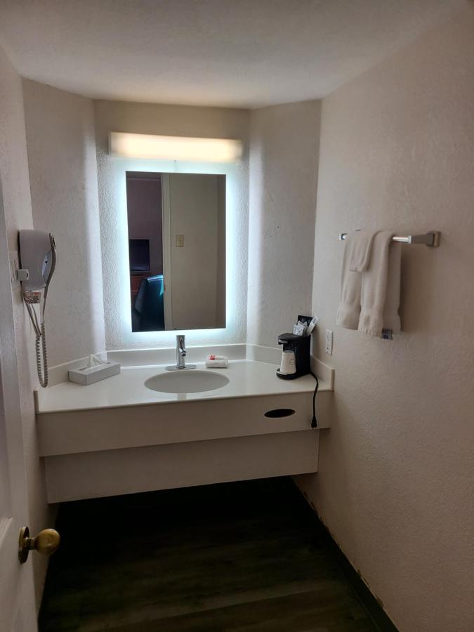 La Quinta Inn By Wyndham Farmington Eksteriør billede